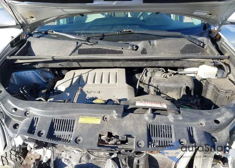 2010 Toyota Highlander Base V6 z USA, uszkodzony, nr VIN 5TDBK3EH2AS004536